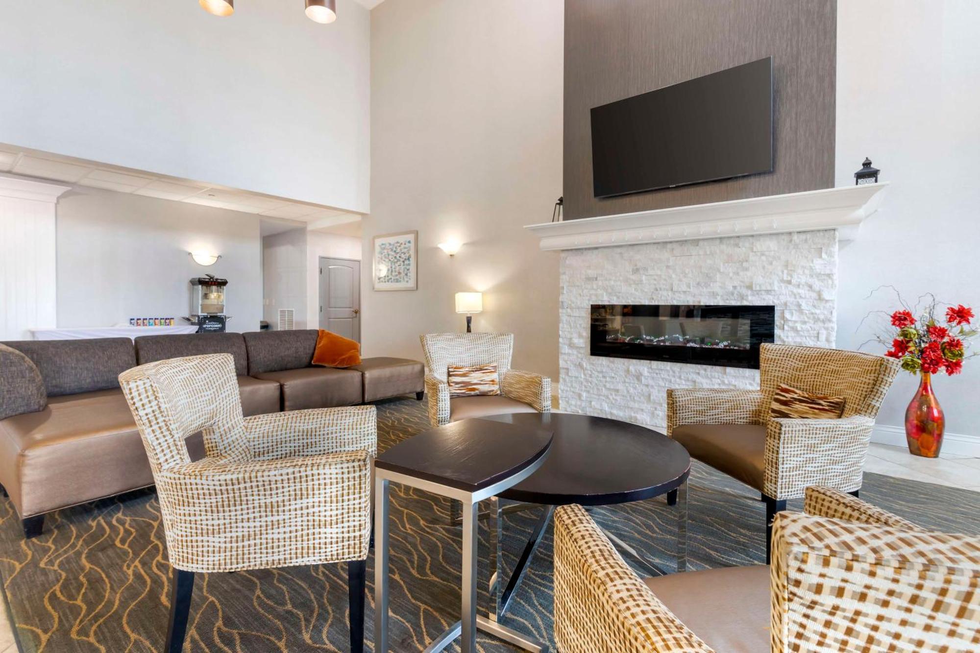 Best Western Plus Appleton Airport Mall Hotel Dış mekan fotoğraf